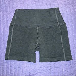 Alphalete Revival R6 Shorts